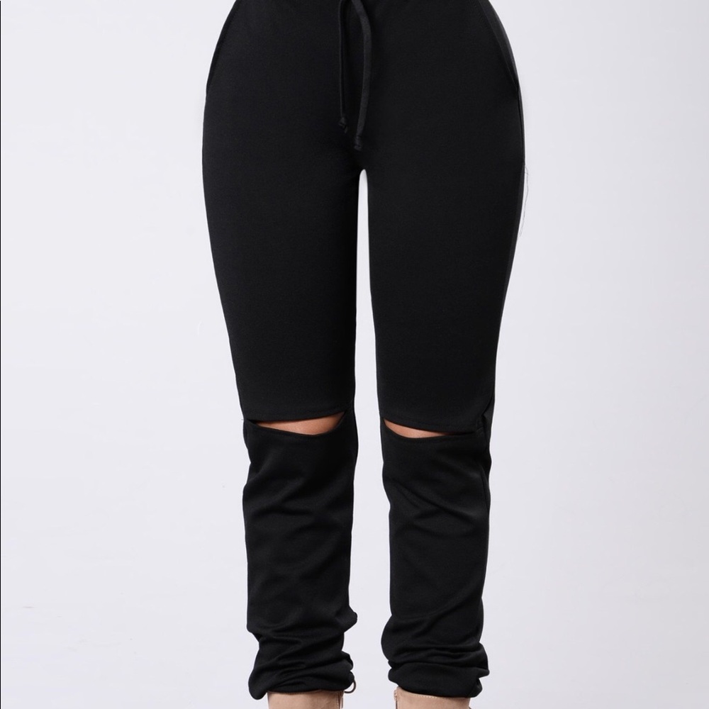 Fashion Nova Knee Slit Jogger Leggins